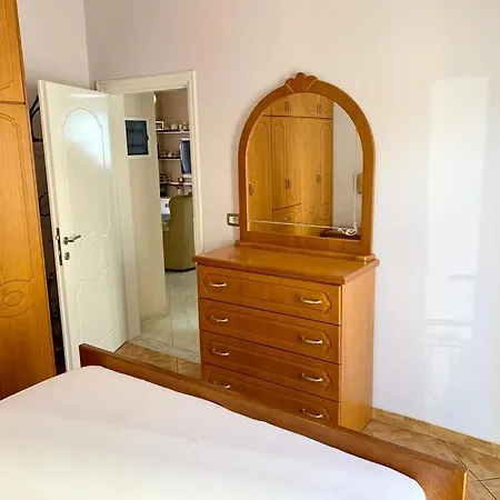 James Apartment شقة ساراندا