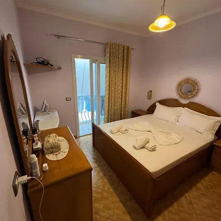 James Apartment *
