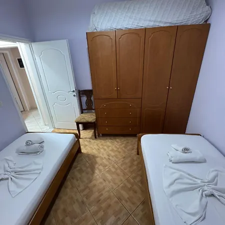 James Apartment ساراندا