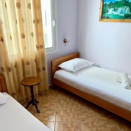 James Apartment