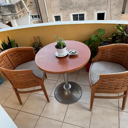 James Apartment Διαμέρισμα *